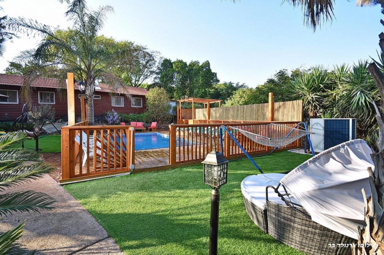 Hawaii Mansion Villa Rosh Pinna Exterior photo